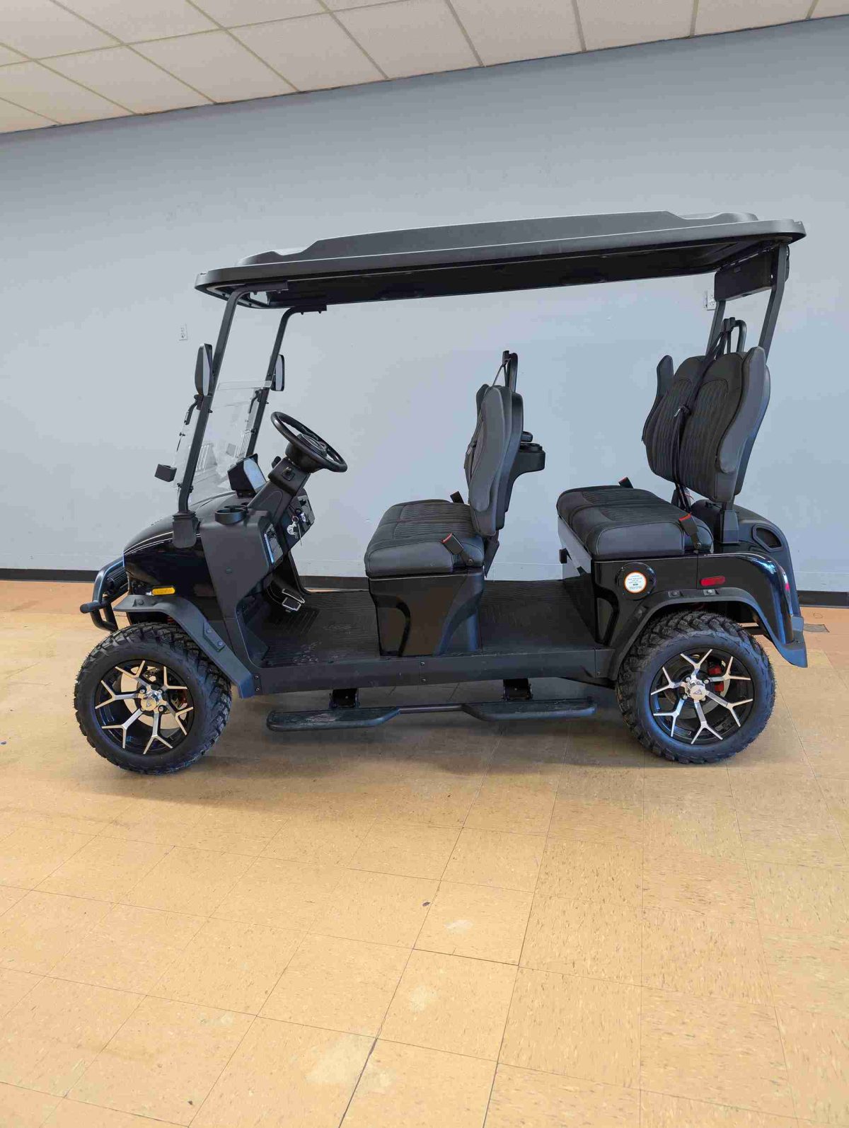 DENAGO® ROVER XL Black In Pocono Pines PA