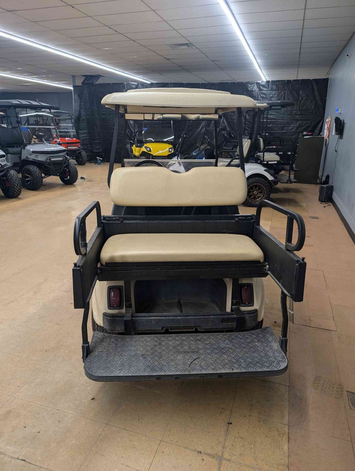 CLUB CAR® DS Beige In Pocono Pines PA
