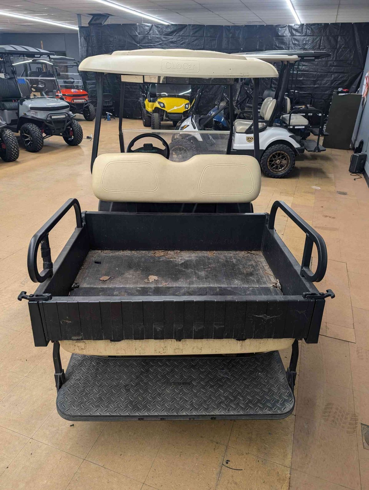 CLUB CAR® DS Beige In Pocono Pines PA