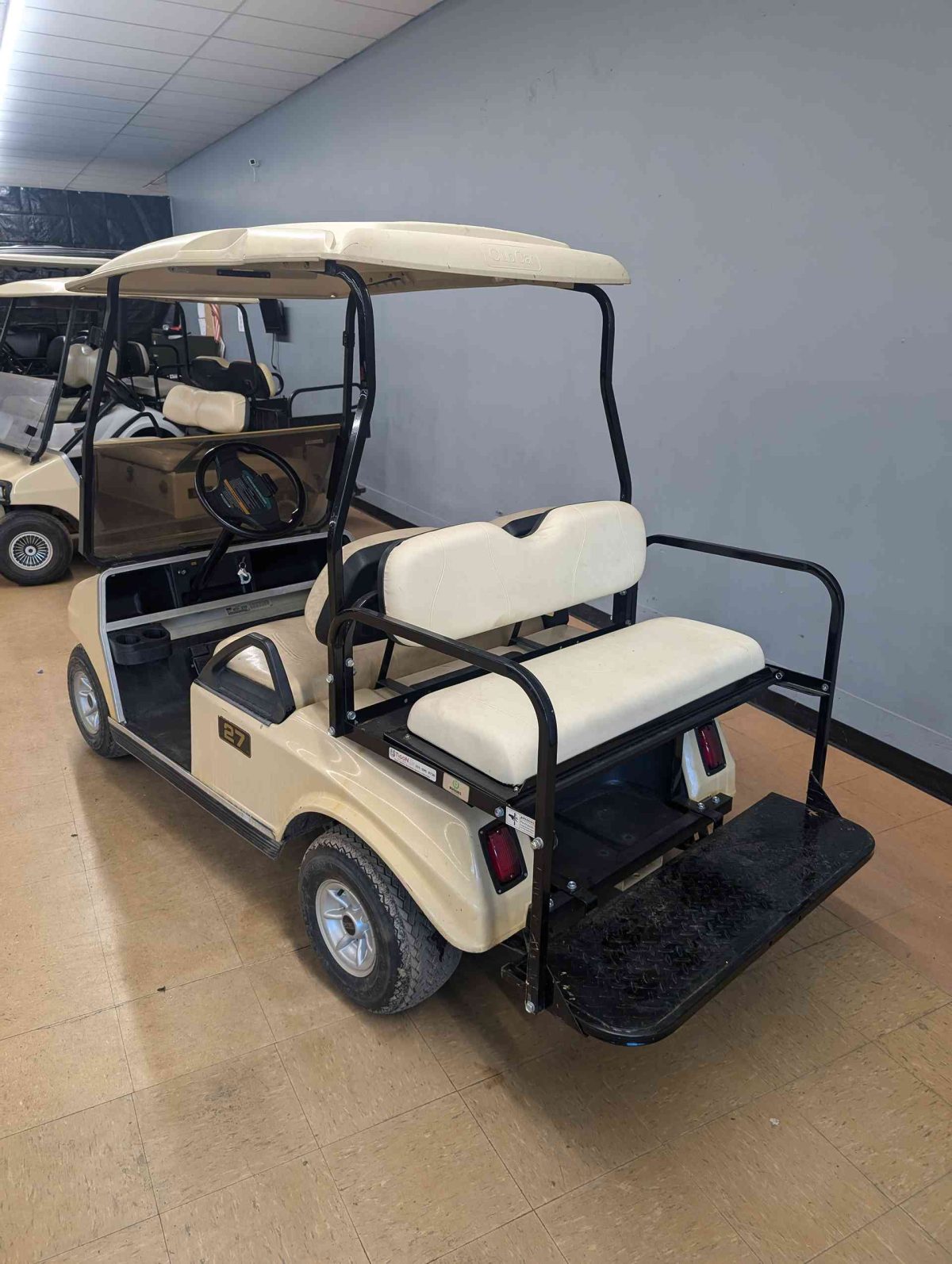 CLUB CAR® DS Beige In Pocono Pines PA