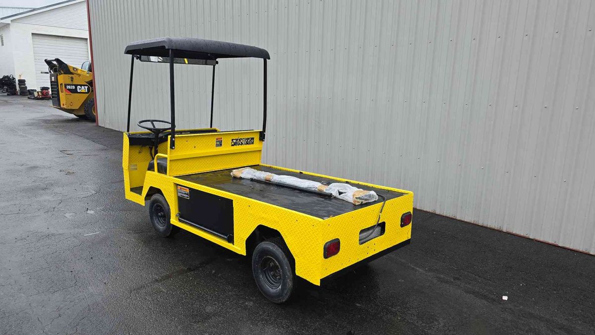 CUSHMAN® TITAN FLATBED Yellow In Scranton Wilkes-Barre PA