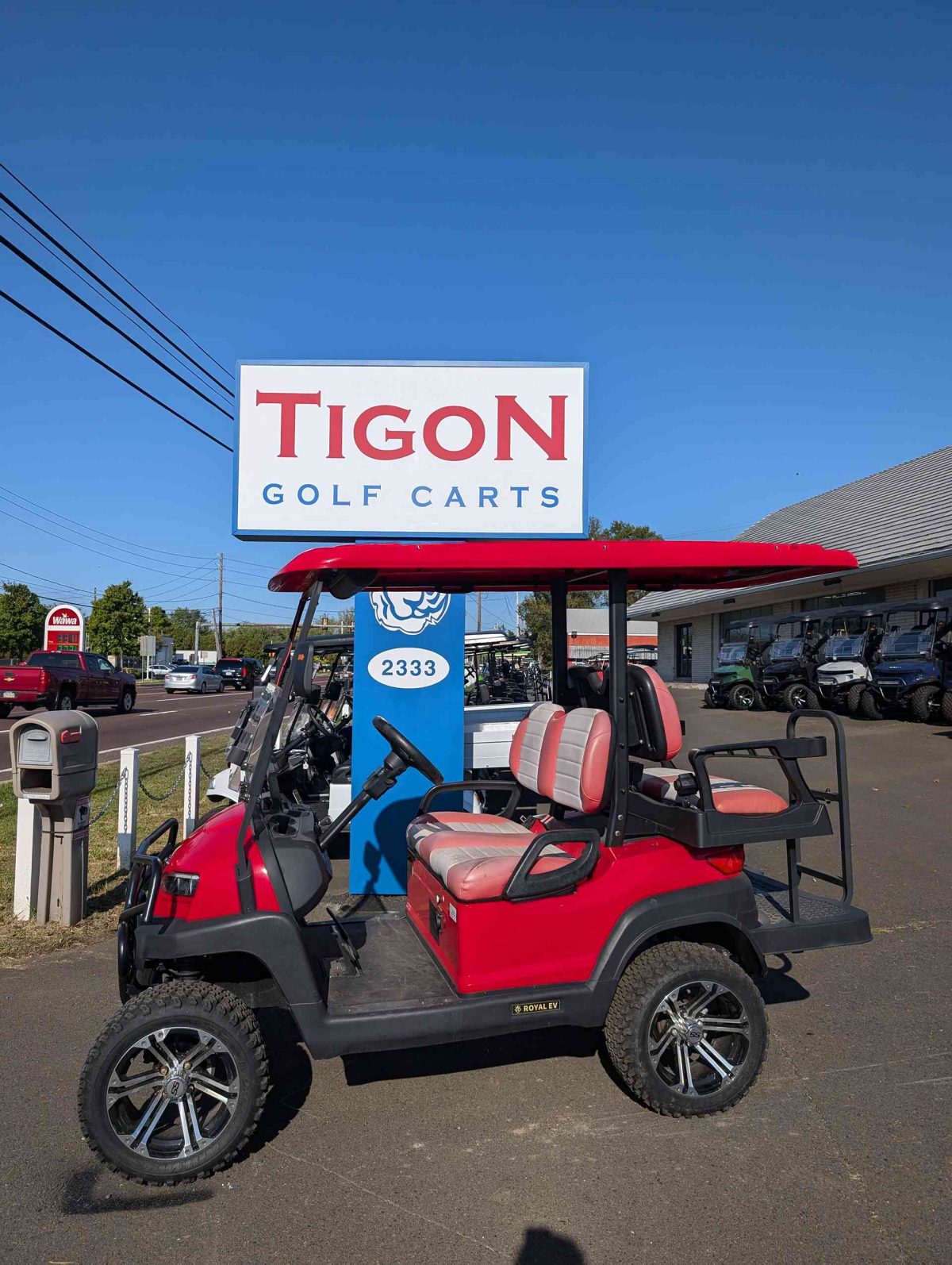 ROYAL EV® CROWN 4L Red In Hatfield PA