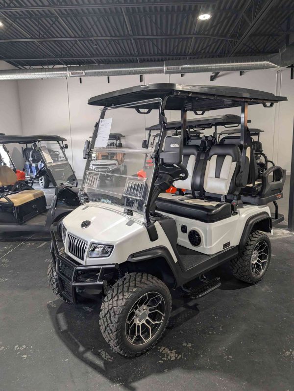 EVOLUTION® D5 MAVERICK 2+2 PLUS Mineral White In Lecanto FL