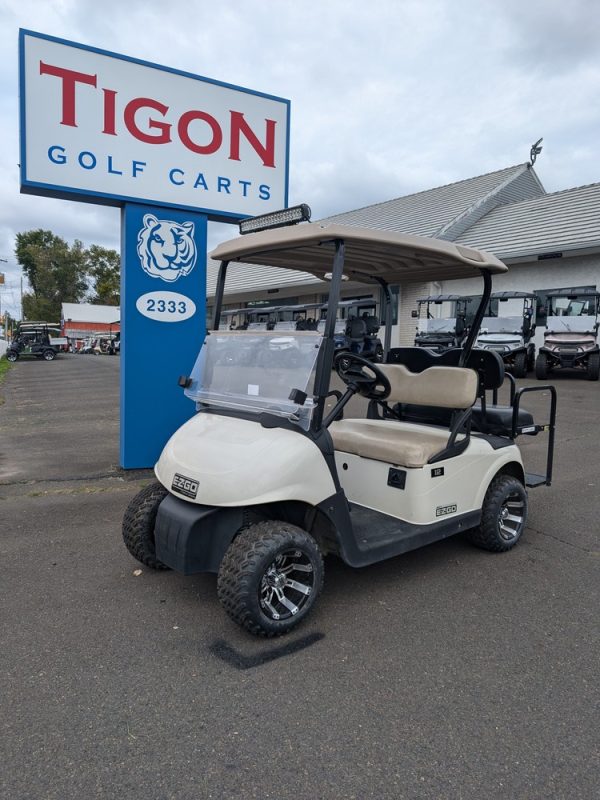 EZGO® RXV White In Hatfield PA