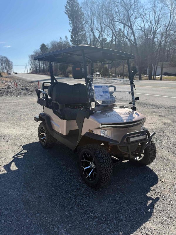 Denago Nomad XL Champagne in Long Pond PA