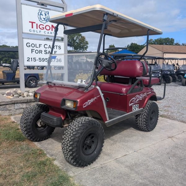 Club Car® Ds Red in Ocean View, NJ