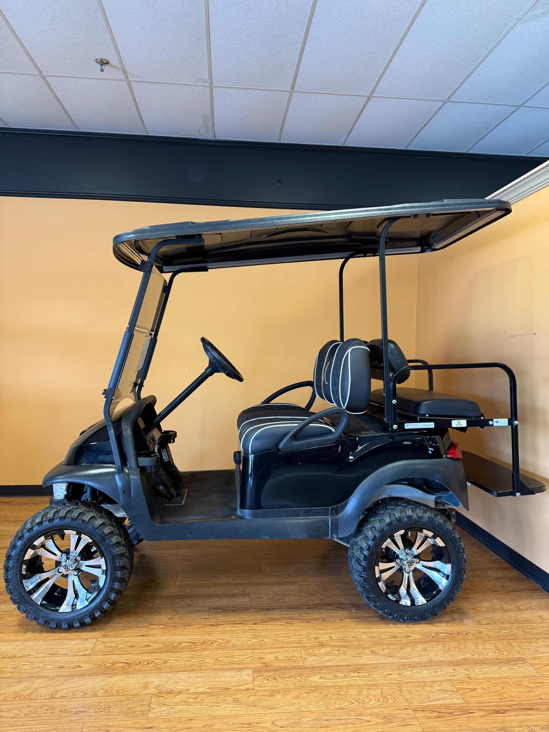 Club Car® Precedent Black in Rio Grande, NJ
