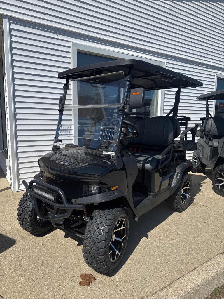 Denago® Nomad Xl Black in South Bend, IN