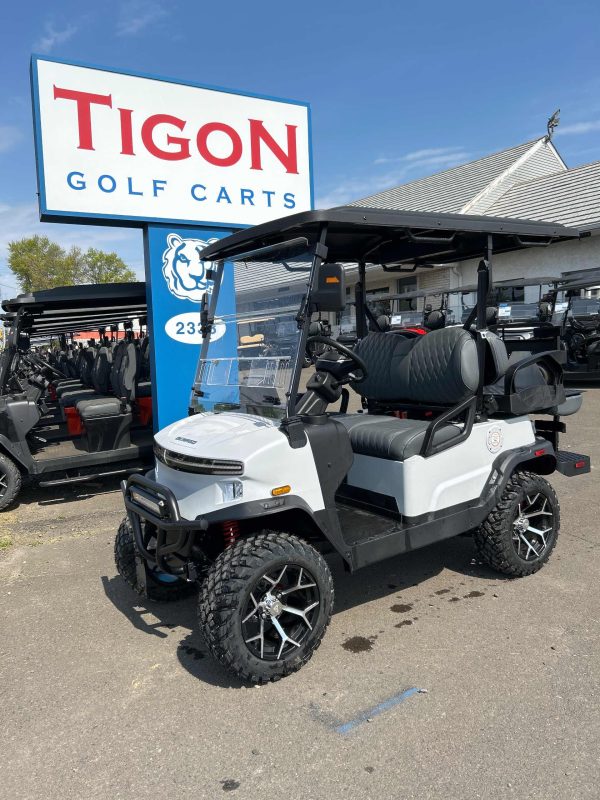 Denago® Nomad Xl Matte White in Hatfield, PA