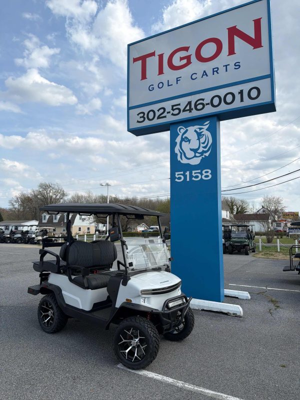 Denago® Nomad Xl White in Dover, DE