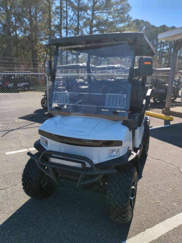 Denago® Nomad Xl White in Gloucester Point, VA