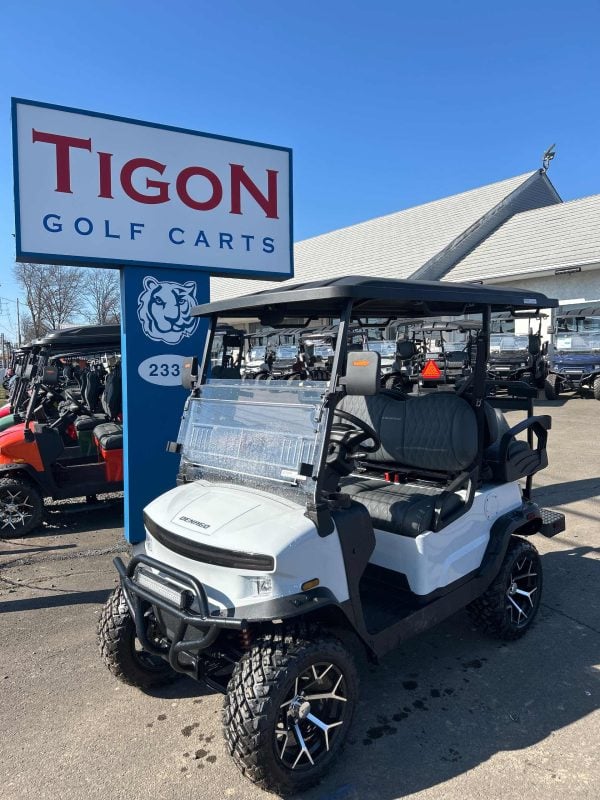 Denago® Nomad Xl White in Hatfield, PA