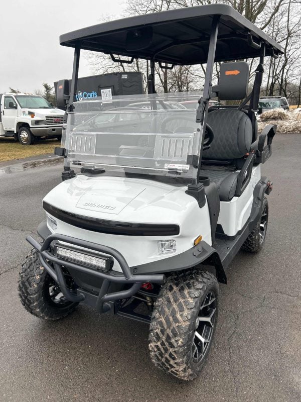 Denago® Nomad Xl White in Hatfield, PA