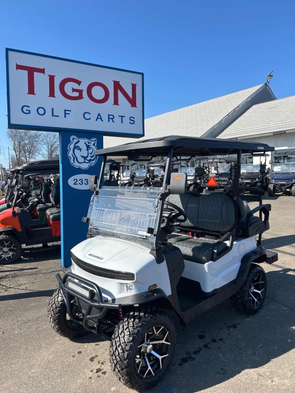 Denago® Nomad Xl White in Hatfield, PA