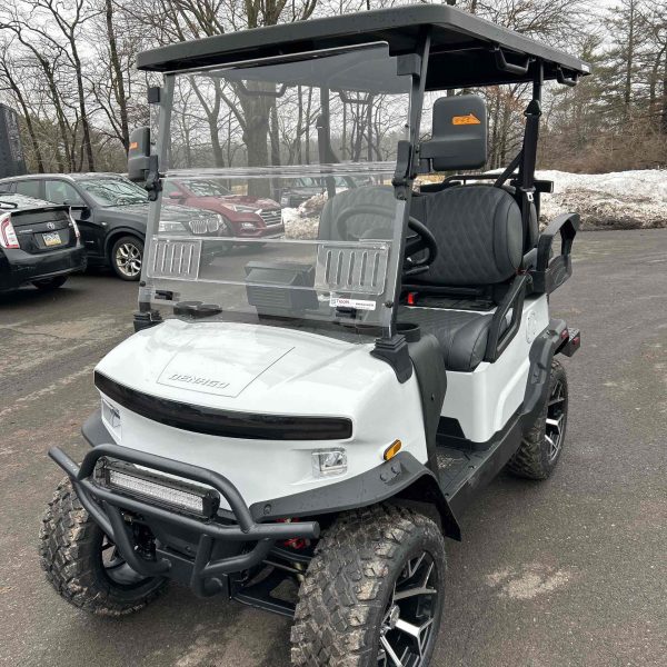 Denago® Nomad Xl White in Hatfield, PA