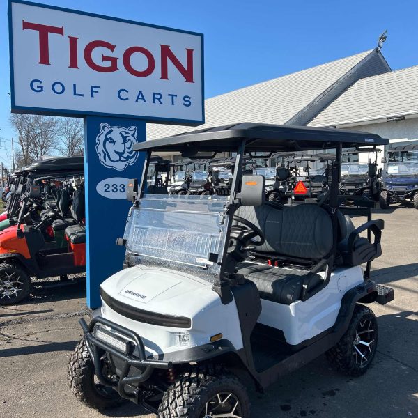 Denago® Nomad Xl White in Hatfield, PA