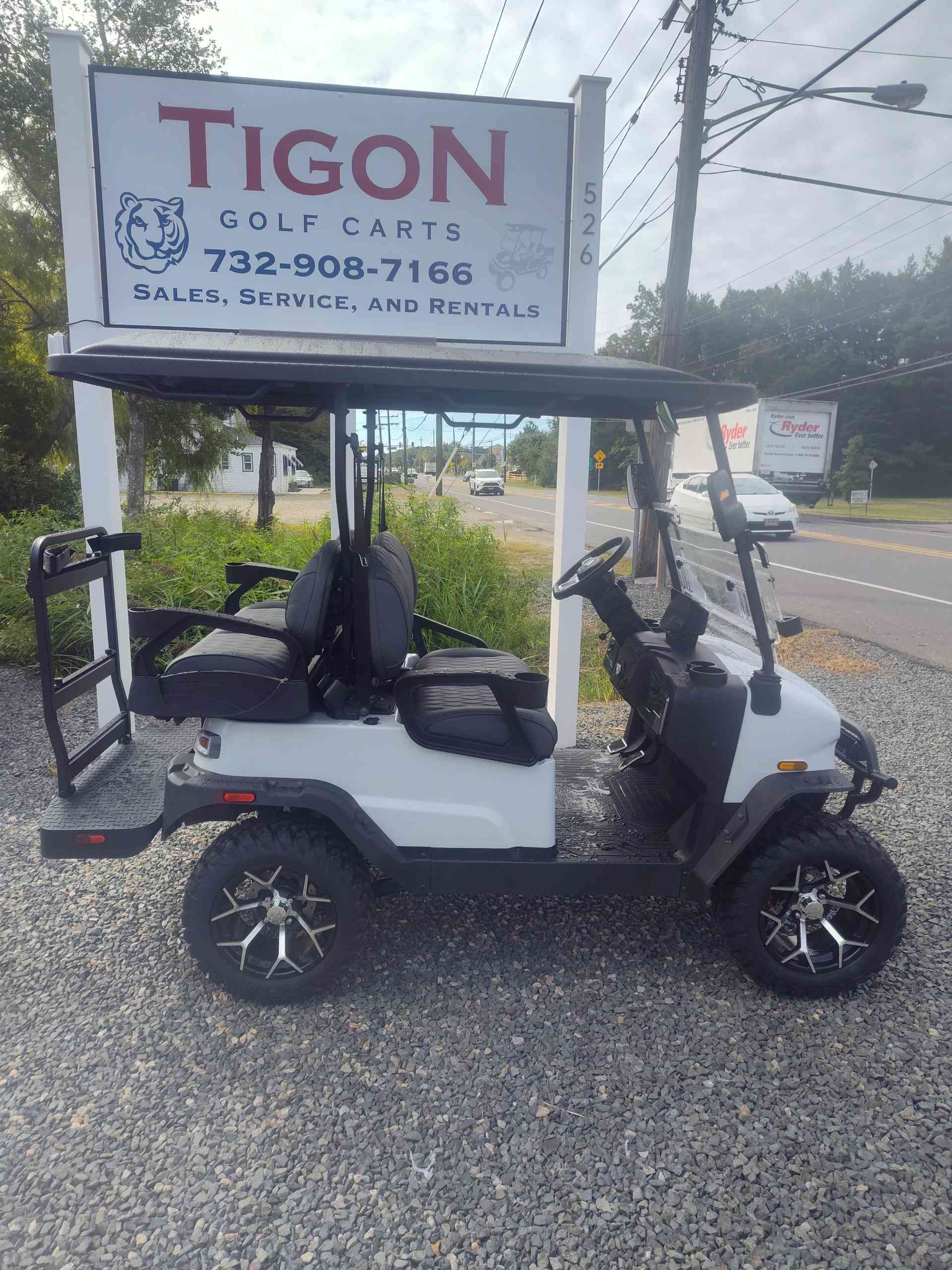 Denago® Nomad Xl White in Waretown, NJ