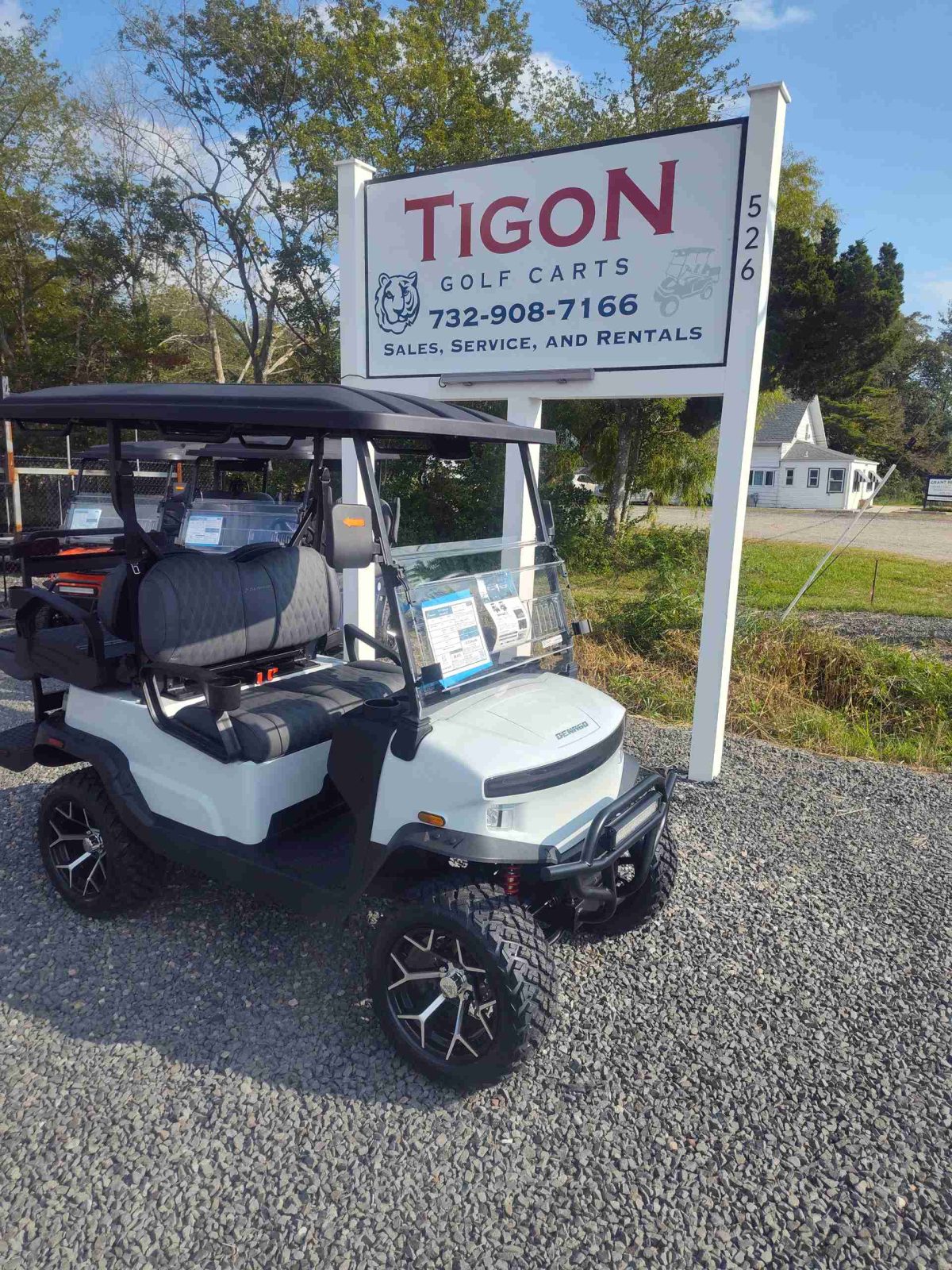 Denago® Nomad Xl White in Waretown, NJ