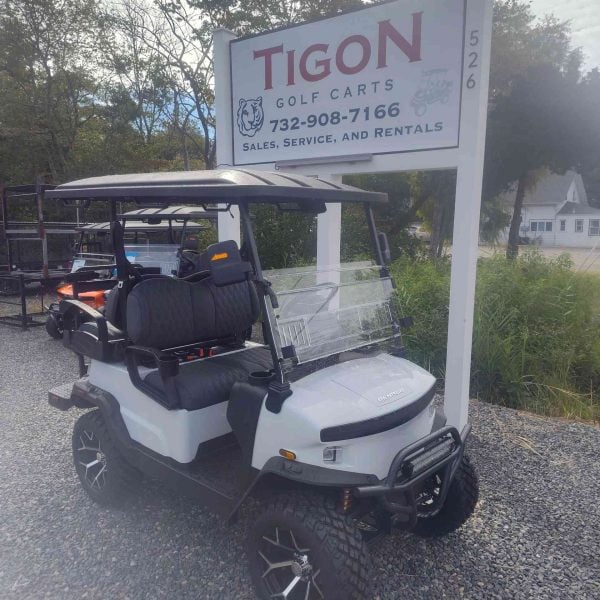 Denago® Nomad Xl White in Waretown, NJ