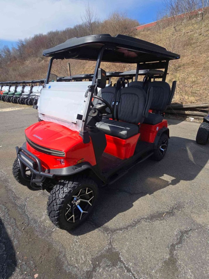 Denago® Rover Xl Scarlet in Scranton, PA
