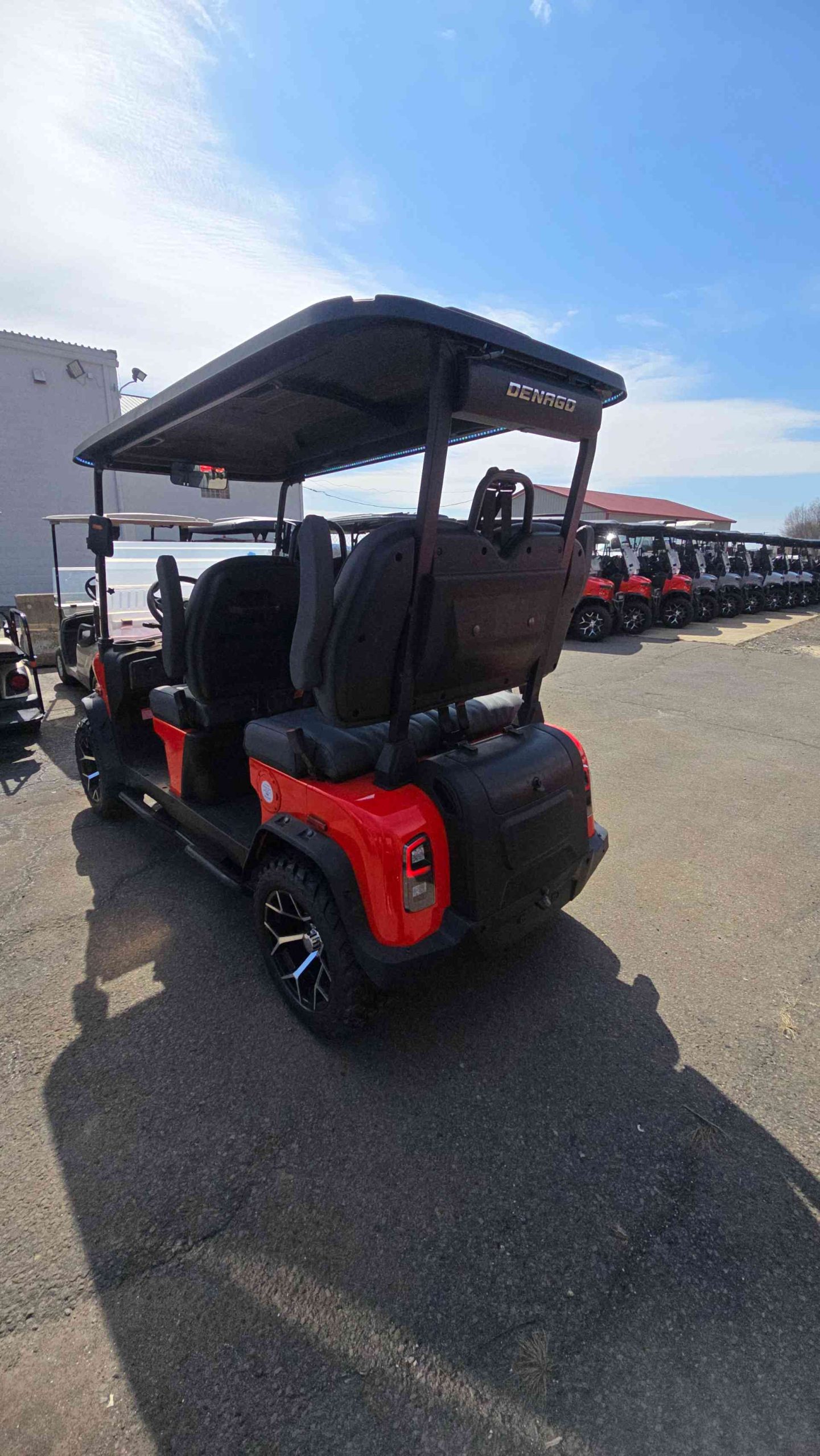 Denago® Rover Xl Scarlet in Scranton, PA