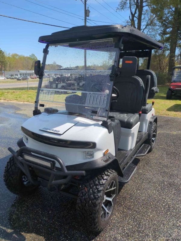 Denago® Rover Xl White in Gloucester Point, VA