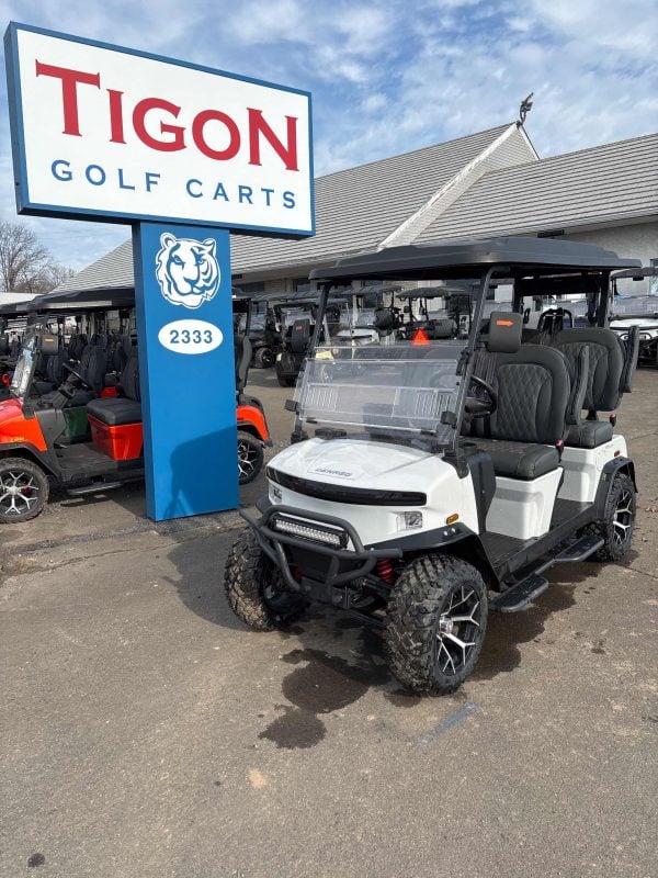 Denago® Rover Xl White in Hatfield, PA