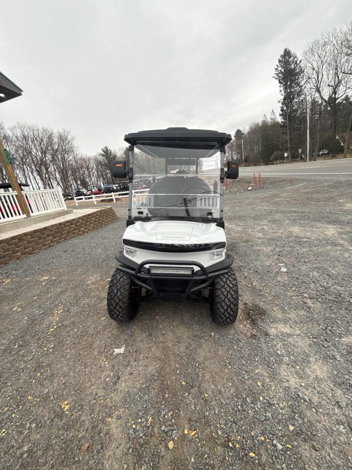 Denago® Rover Xl White in Long Pond, PA