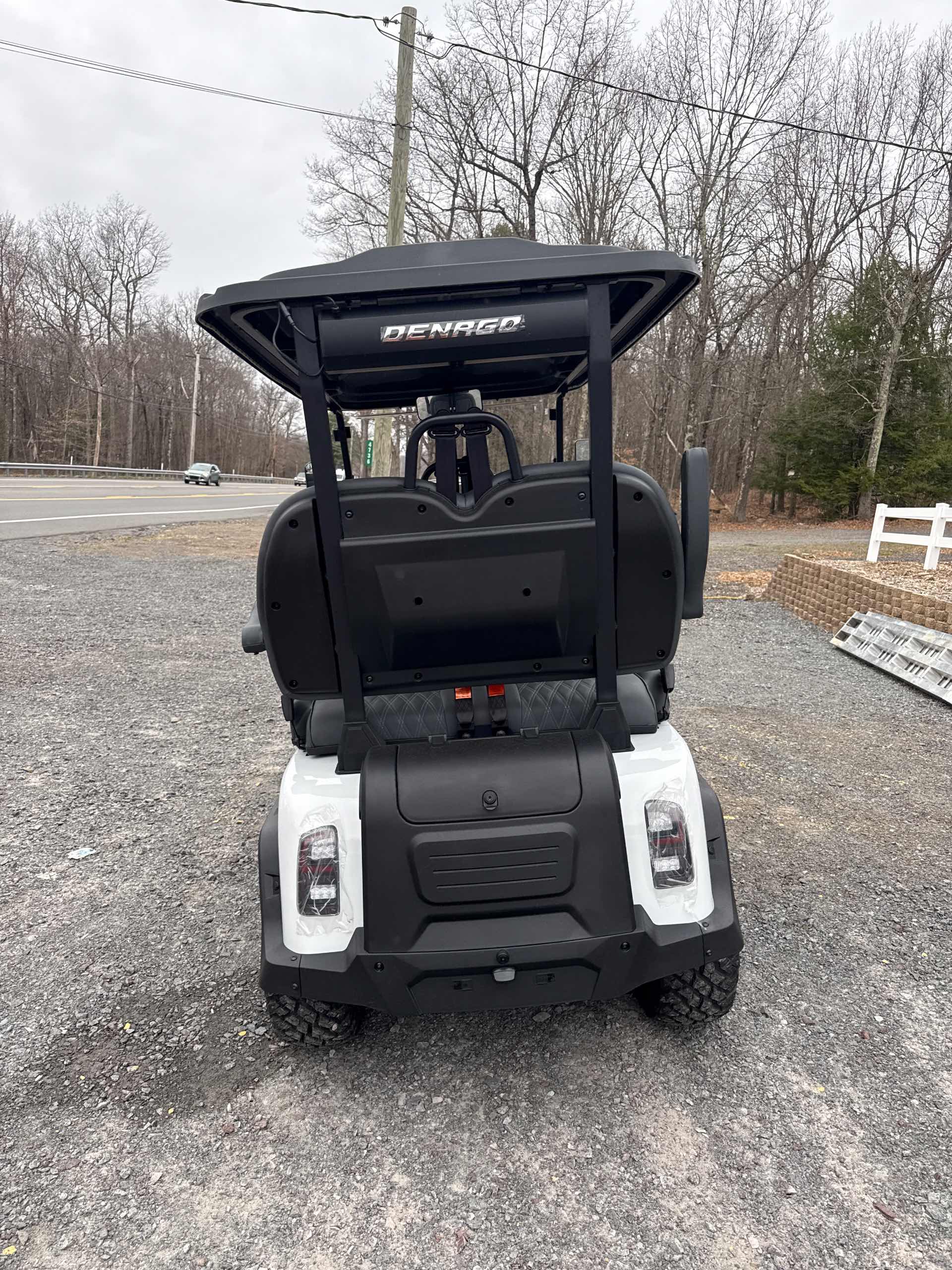Denago® Rover Xl White in Long Pond, PA