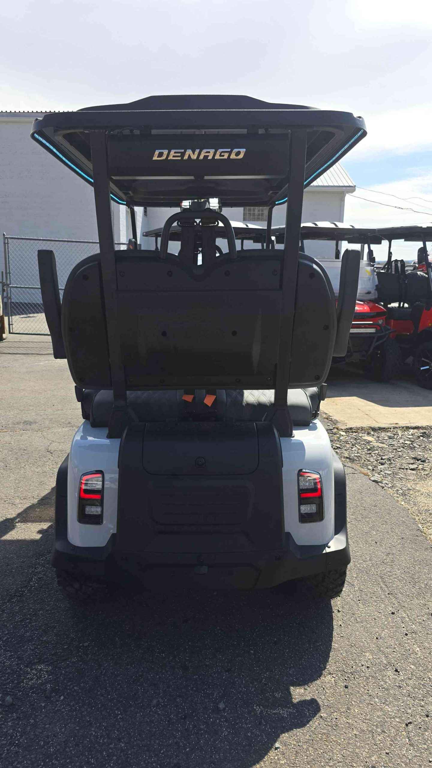 Denago® Rover Xl White in Scranton, PA