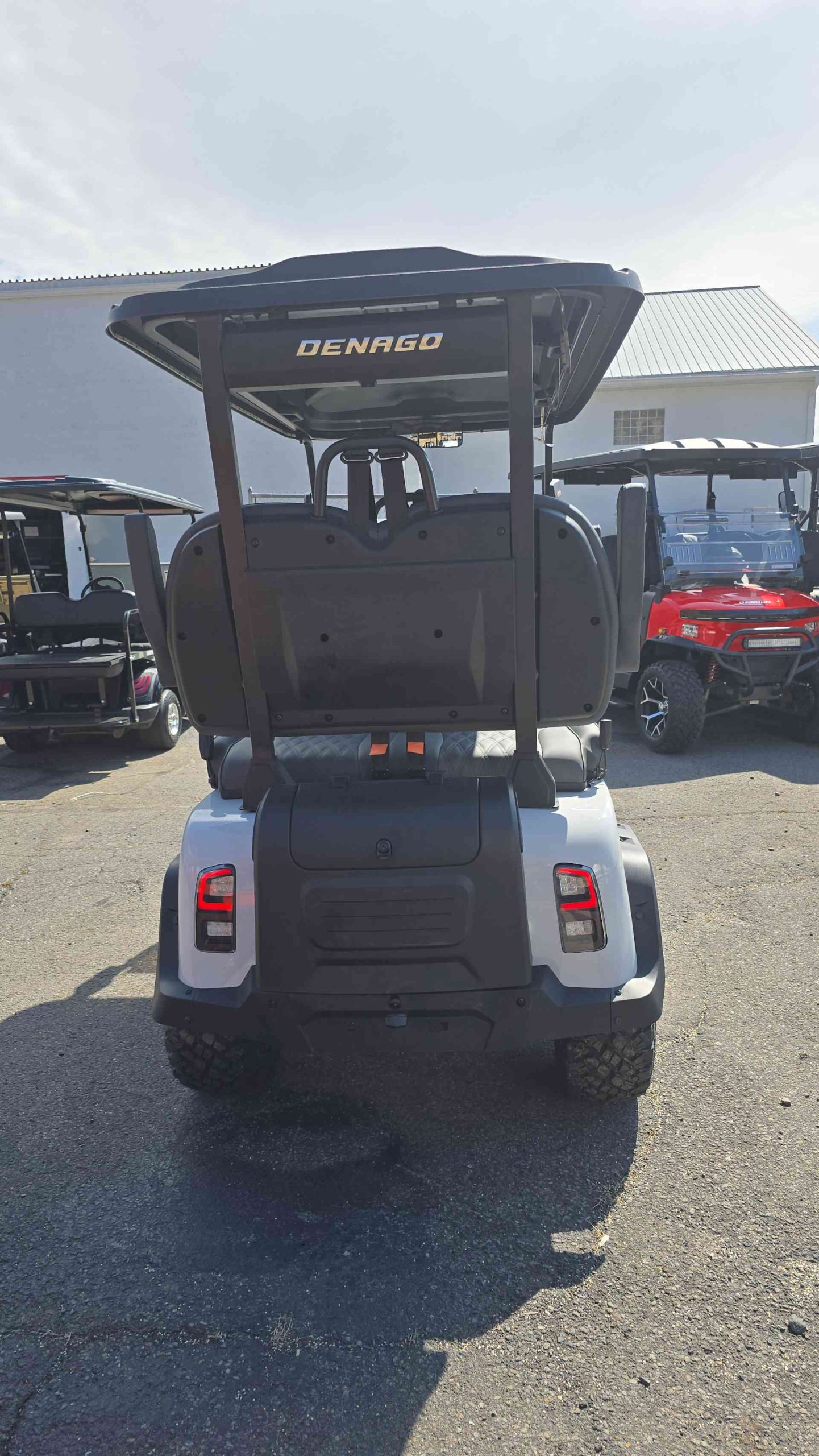 Denago® Rover Xl White in Scranton, PA