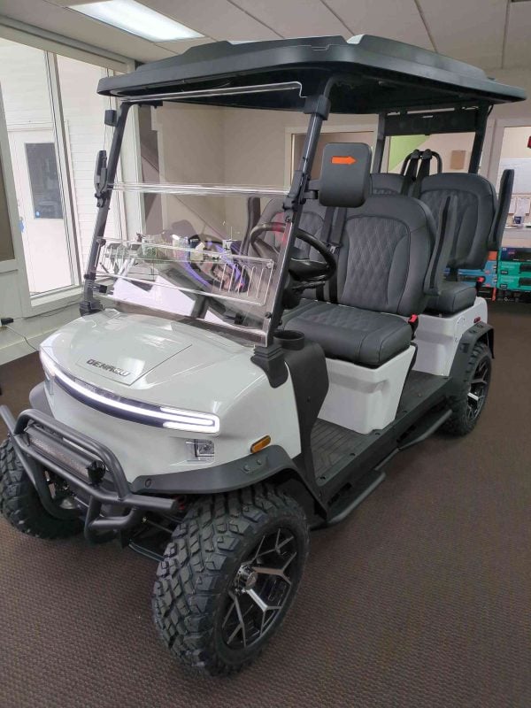 Denago® Rover Xl White in South Bend, IN