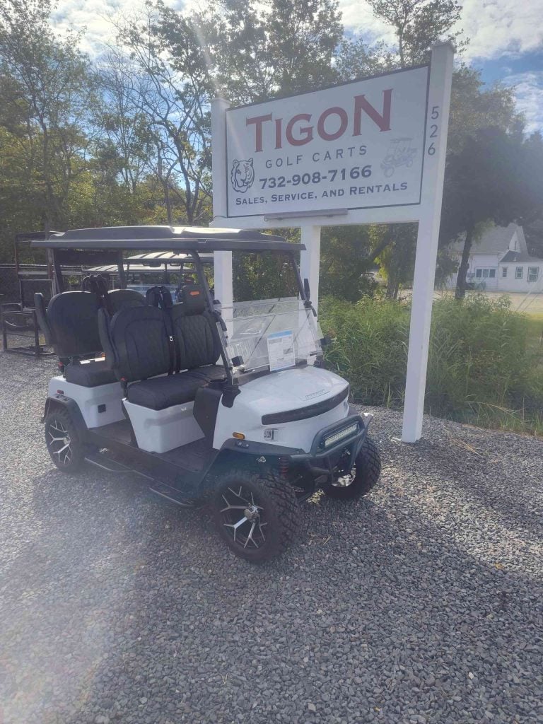 Denago® Rover Xl White in Waretown, NJ