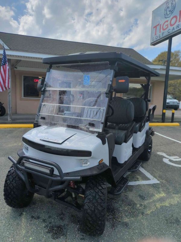Denago® Rover Xl6 White in Gloucester Point, VA