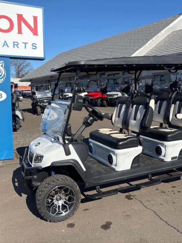 Evolution® D5 Maverick 6 Plus Mineral White in Hatfield, PA