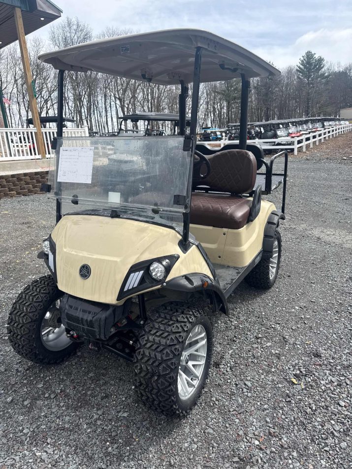 Yamaha® Drive 2 Beige in Long Pond, PA