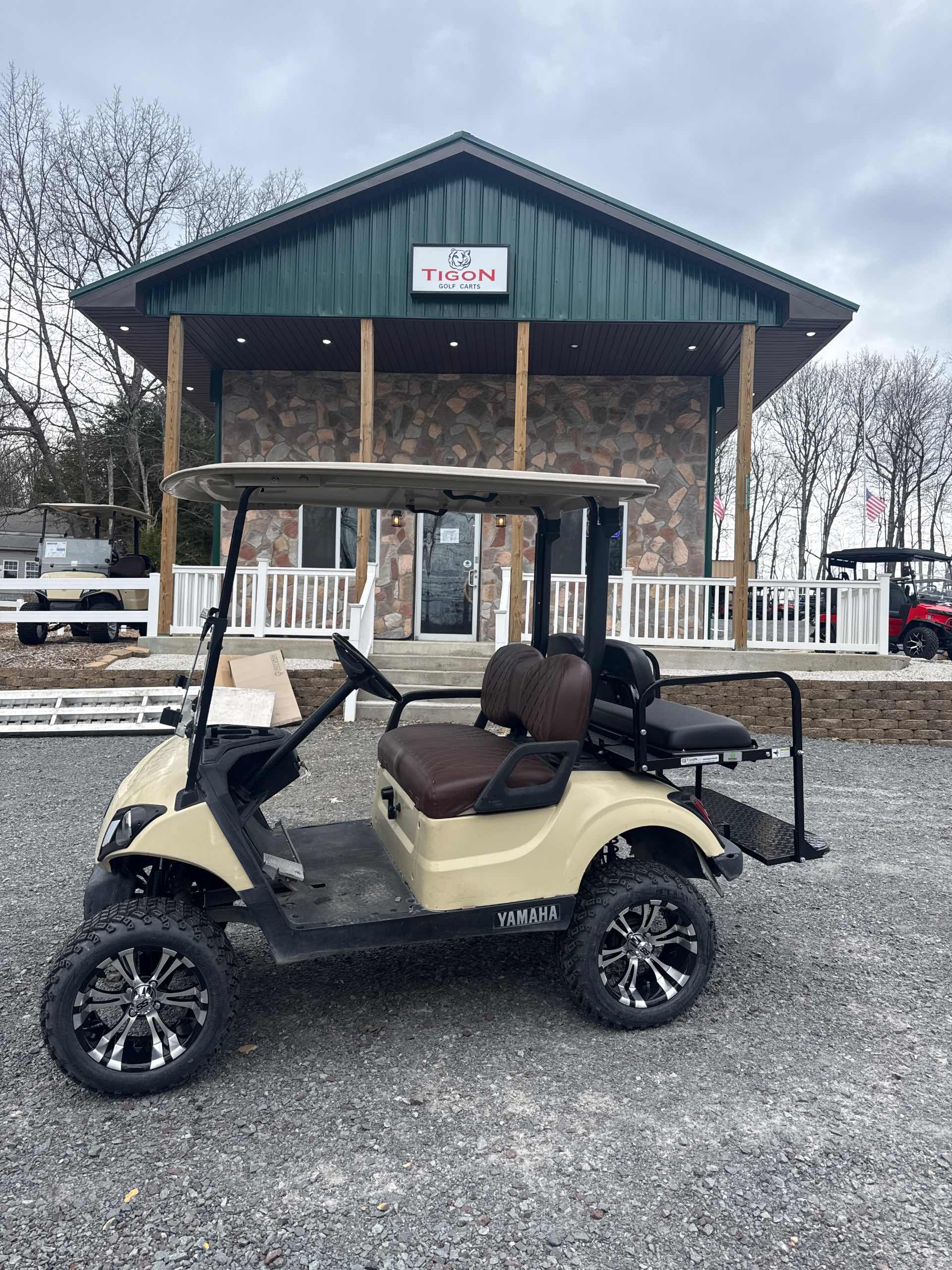 Yamaha® Drive 2 Beige in Long Pond, PA