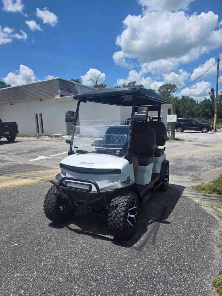 Denago® Rover Xl Matte White in Lecanto, FL