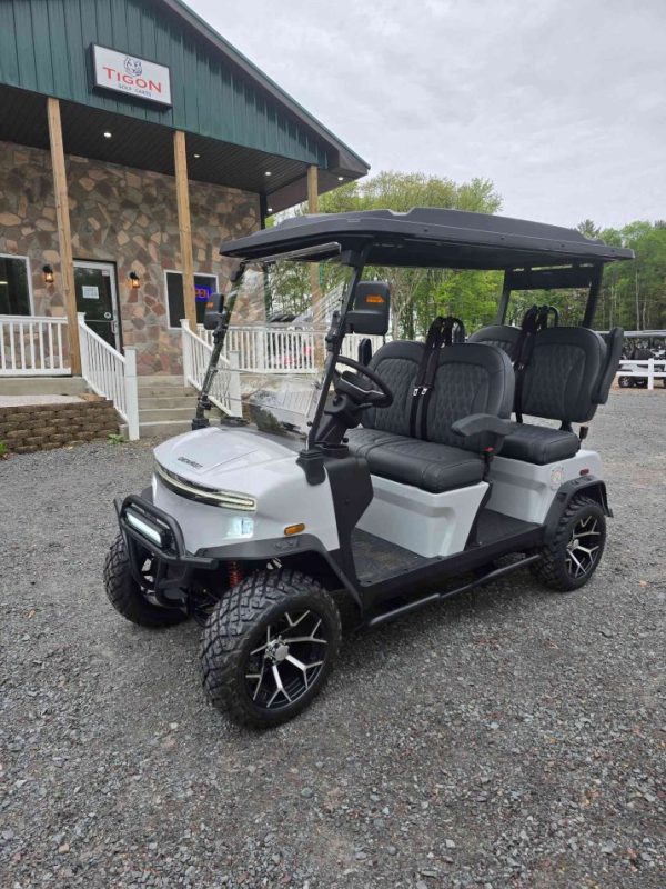 Denago® Rover Xl White in Long Pond, PA