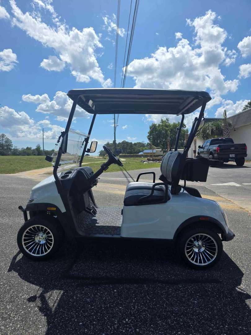 Denago® Scout 2 White in Lecanto, FL