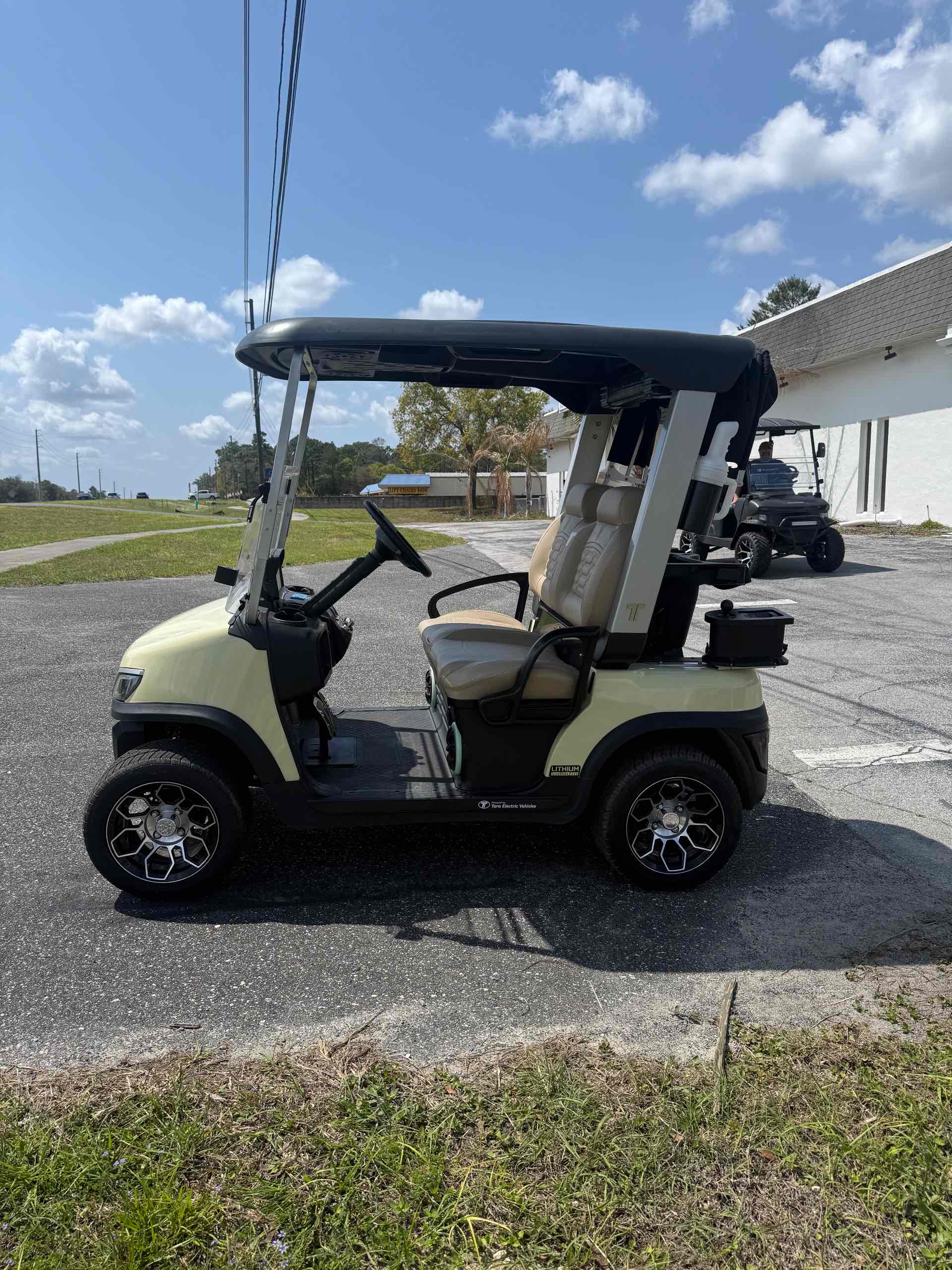 Tara® Spirit Plus Beige in Lecanto, FL